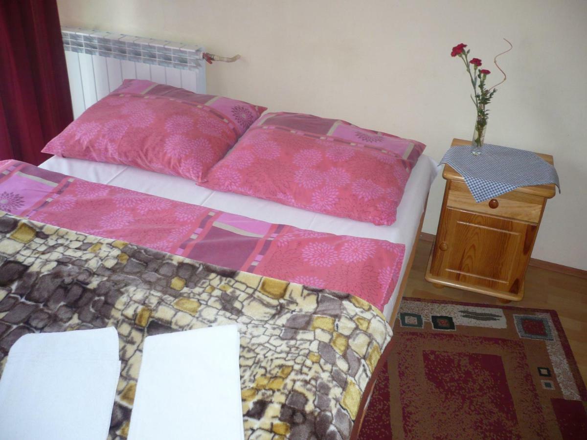 Pokoje Goscinne W Gorach كوشتيليسكا المظهر الخارجي الصورة